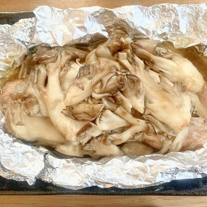 秋鮭と舞茸のバターポン酢！ホイル焼き